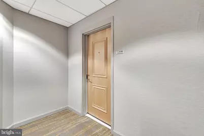 901 N Penn Street #P302, Philadelphia, PA 19123 - Photo 2