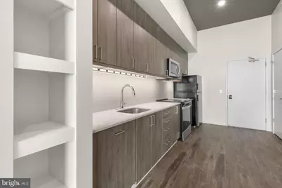 525 N 41st Street #304, Philadelphia, PA 19104 - Photo 8