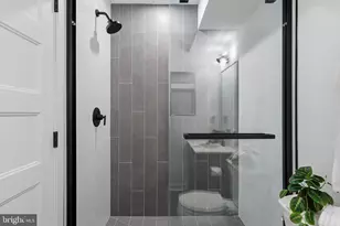 2150 Kater St, Philadelphia, PA 19146 - Photo 40