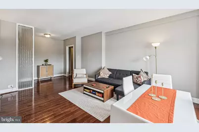 2031 Locust Street #401, Philadelphia, PA 19103 - Photo 2