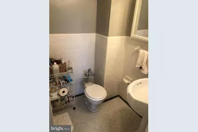 2031 Locust Street #401, Philadelphia, PA 19103 - Photo 6