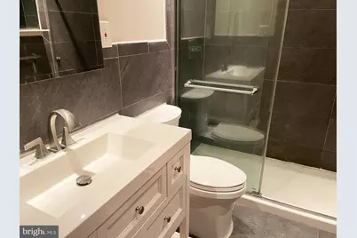 2433 Manton Street, Philadelphia, PA 19146 - Photo 8