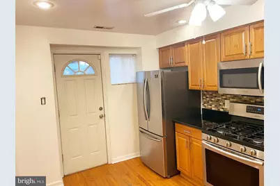 2433 Manton Street, Philadelphia, PA 19146 - Photo 6