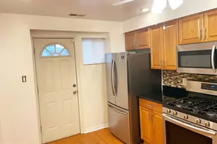 2433 Manton St, Philadelphia, PA 19146 - Photo 6
