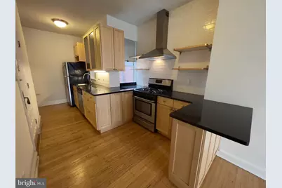 2038 Locust Street #3, Philadelphia, PA 19103 - Photo 12