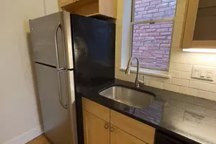 2038 Locust St, Philadelphia, PA 19103 - Photo 18