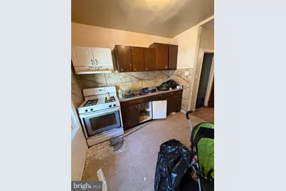 2003 S Norwood Street, Philadelphia, PA 19145 - Photo 8