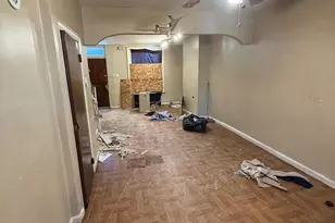 2003 S Norwood St, Philadelphia, PA 19145 - Photo 4