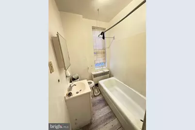 2003 S Norwood Street, Philadelphia, PA 19145 - Photo 16