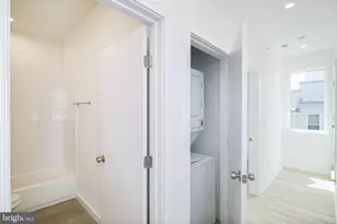 1842 E Harold St, Philadelphia, PA 19125 - Photo 12