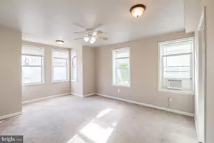 2100 St Albans St, Philadelphia, PA 19146 - Photo 12