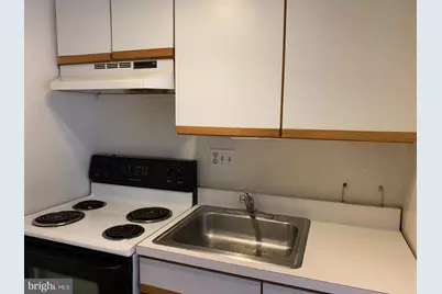 224 W Rittenhouse Square #2004, Philadelphia, PA 19103 - Photo 4