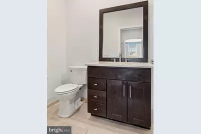 240 Pierce Street, Philadelphia, PA 19148 - Photo 16