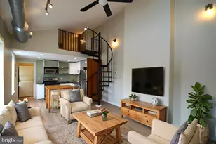 1006 N 5th St, Philadelphia, PA 19123 - Photo 2