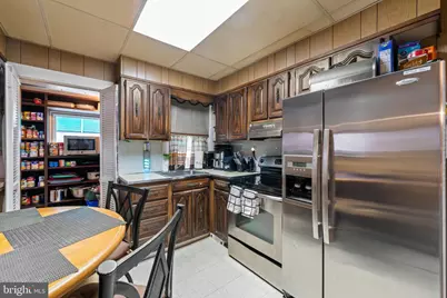 5868 N 6th Street, Philadelphia, PA 19120 - Photo 10