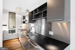 636 Belgrade St, Philadelphia, PA 19125 - Photo 10