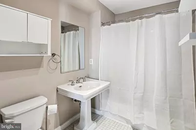 331 N Front Street #1, Philadelphia, PA 19106 - Photo 4