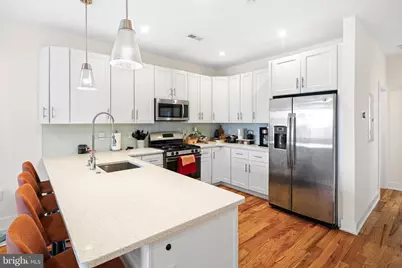 1215 N 5th Street #2, Philadelphia, PA 19122 - Photo 4