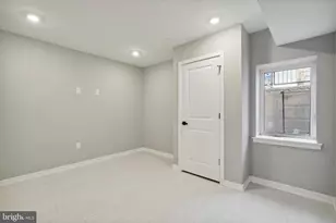 1345 W York St, Philadelphia, PA 19132 - Photo 6