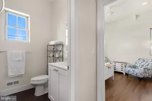 1356 S Bouvier St, Philadelphia, PA 19146 - Photo 12