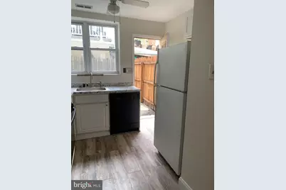 528 Fitzwater Street, Philadelphia, PA 19147 - Photo 4