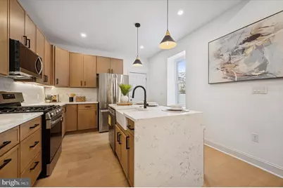 240 W Earlham Terrace, Philadelphia, PA 19144 - Photo 10