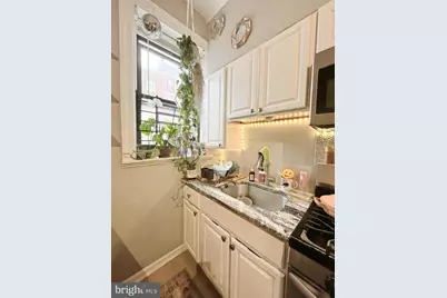 119 W Susquehanna Avenue #2210, Philadelphia, PA 19122 - Photo 16