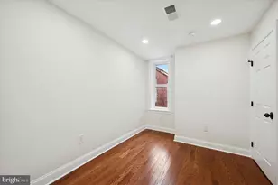 1121 S 52nd St, Philadelphia, PA 19143 - Photo 14