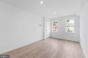 913 N 43rd St, Philadelphia, PA 19104 - Photo 20