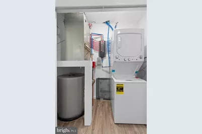 913 N 43rd Street, Philadelphia, PA 19104 - Photo 24