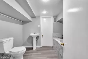 1947 S Iseminger St, Philadelphia, PA 19148 - Photo 18