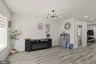 726 N 48th St, Philadelphia, PA 19139 - Photo 10