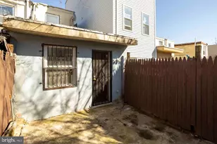 2542 N Water St, Philadelphia, PA 19125 - Photo 12