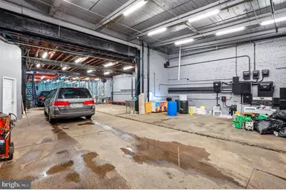 114 E Luray Street, Philadelphia, PA 19120 - Photo 2