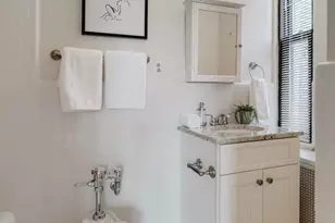 2031 Locust St, Philadelphia, PA 19103 - Photo 6