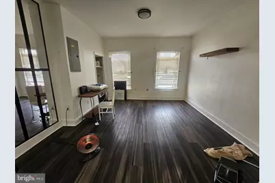 902 W Somerset Street, Philadelphia, PA 19133 - Photo 2