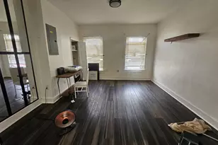 902 W Somerset St, Philadelphia, PA 19133 - Photo 2