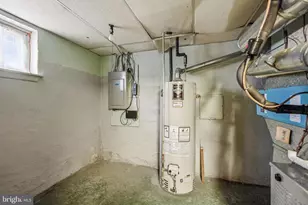 1445 Rhawn St, Philadelphia, PA 19111 - Photo 30