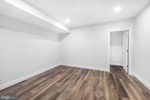 268 Dupont St, Philadelphia, PA 19128 - Photo 32
