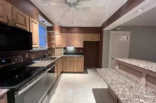 1337 Bleigh Ave, Philadelphia, PA 19111 - Photo 22