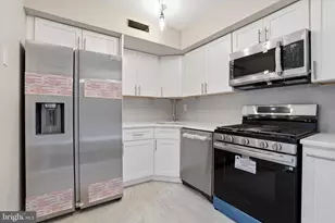 7750 Rockwell Ave, Philadelphia, PA 19111 - Photo 10