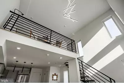 2605 E Boston Street #2, Philadelphia, PA 19125 - Photo 2