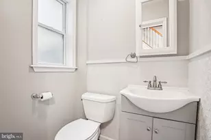 927 S 13th St, Philadelphia, PA 19147 - Photo 6