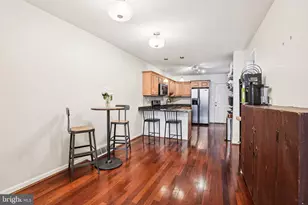 927 S 13th St, Philadelphia, PA 19147 - Photo 8