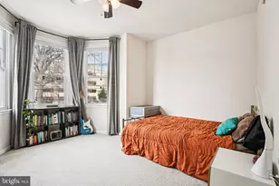 927 S 13th St, Philadelphia, PA 19147 - Photo 14