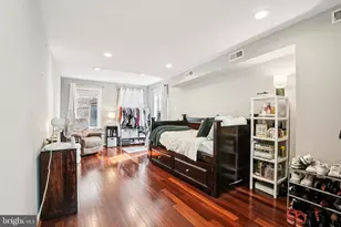 927 S 13th St, Philadelphia, PA 19147 - Photo 24