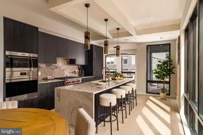 160 N 2nd Street #3R, Philadelphia, PA 19106 - Photo 2