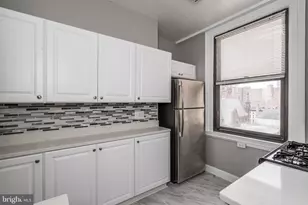 2031 Locust St, Philadelphia, PA 19103 - Photo 6