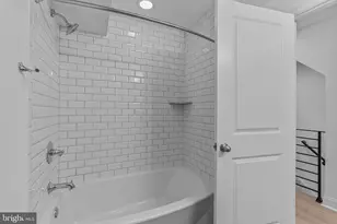 804 S Lawrence St, Philadelphia, PA 19147 - Photo 18
