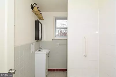 1107 E Sharpnack Street, Philadelphia, PA 19150 - Photo 22